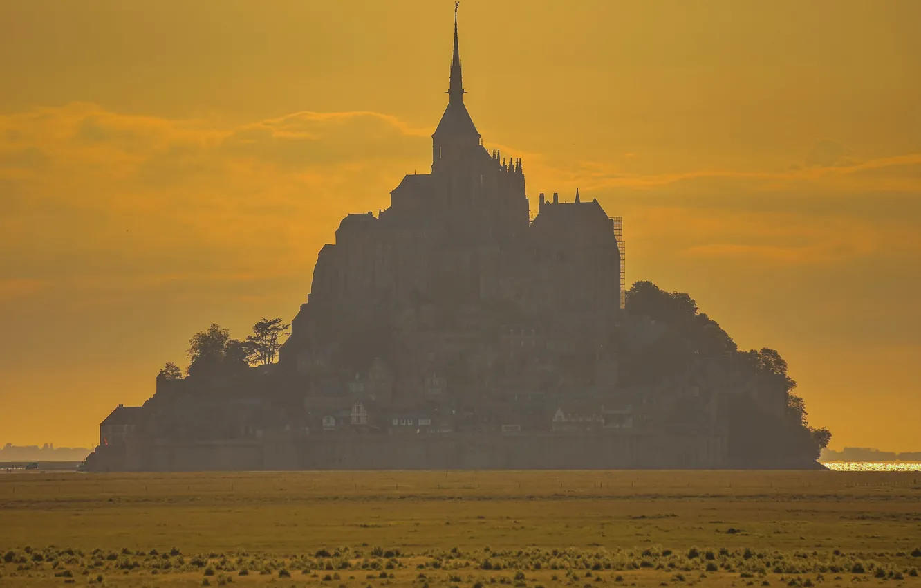 Photo wallpaper France, silhouette, Mont-Saint-Michel