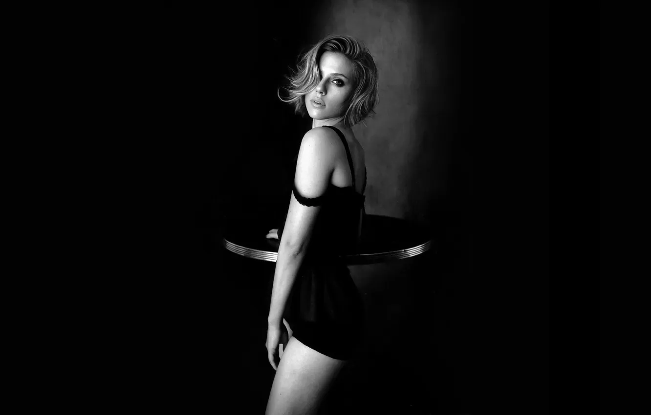 Photo wallpaper look, girl, photo, background, actress, Scarlett Johansson, black background, women