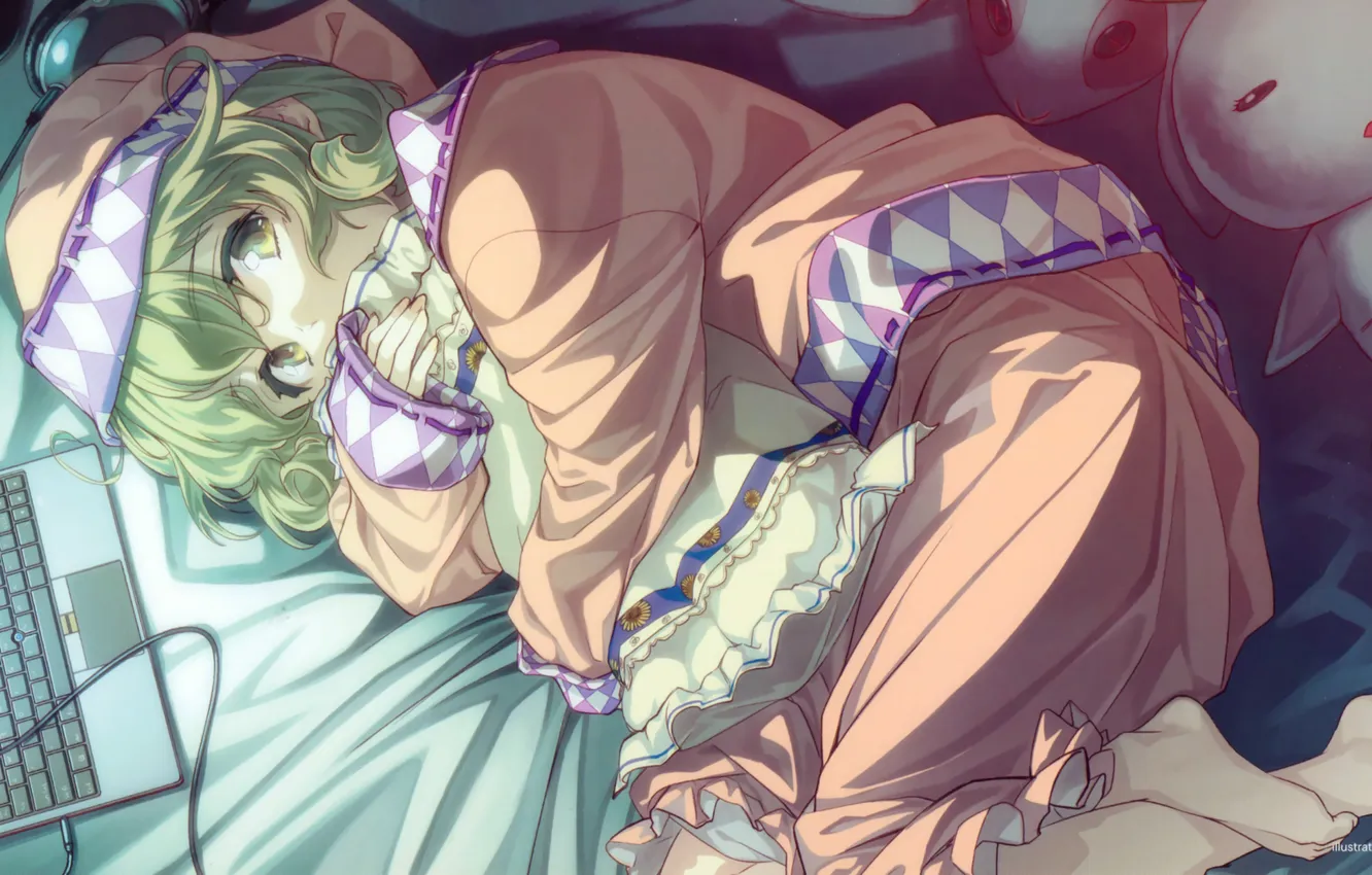 Photo wallpaper look, girl, pose, toy, bed, laptop, pajamas, art