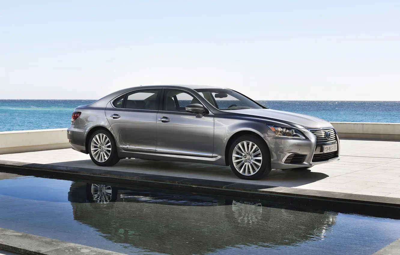 Photo wallpaper sea, water, grey, silver, Lexus, day, car, sedan