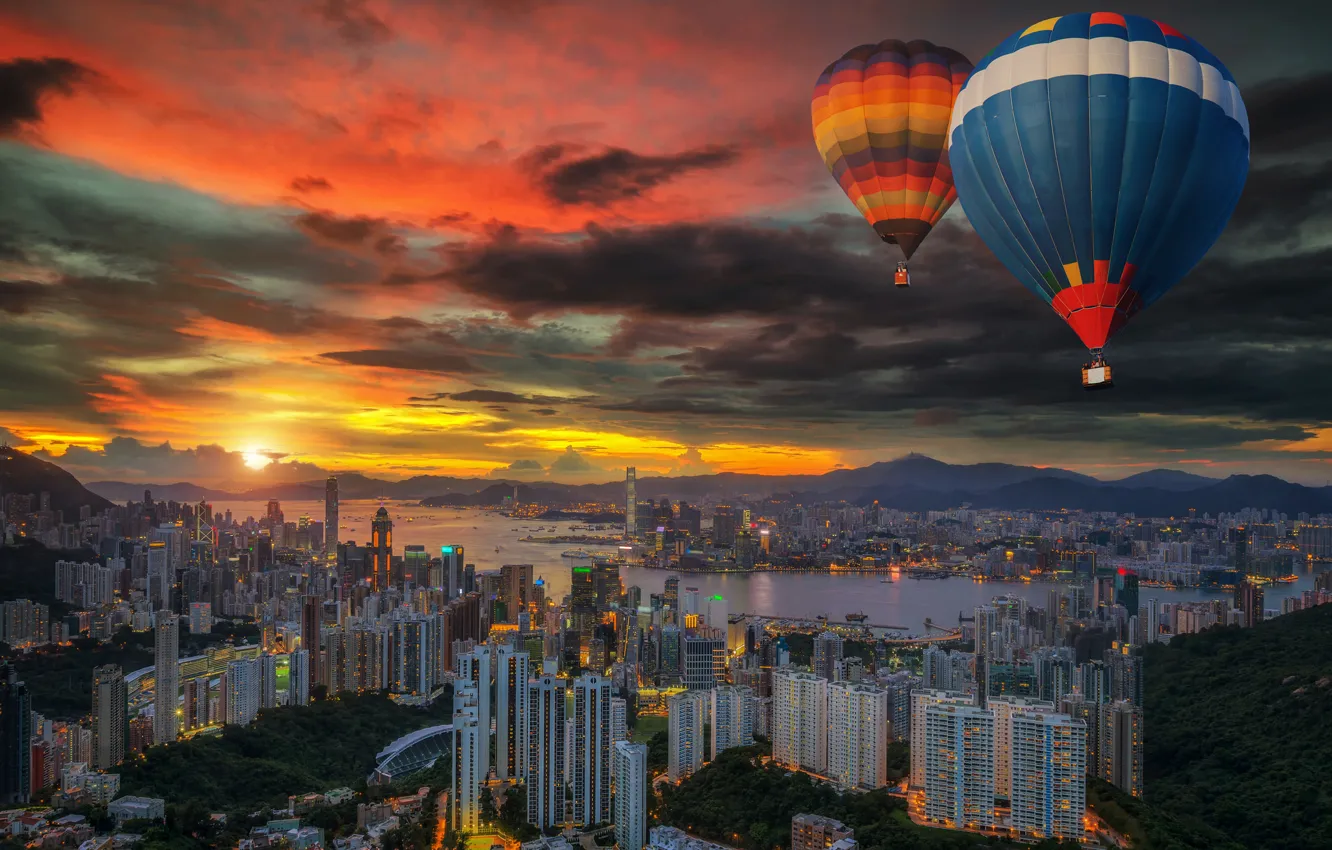 Photo wallpaper sunset, the city, balloons