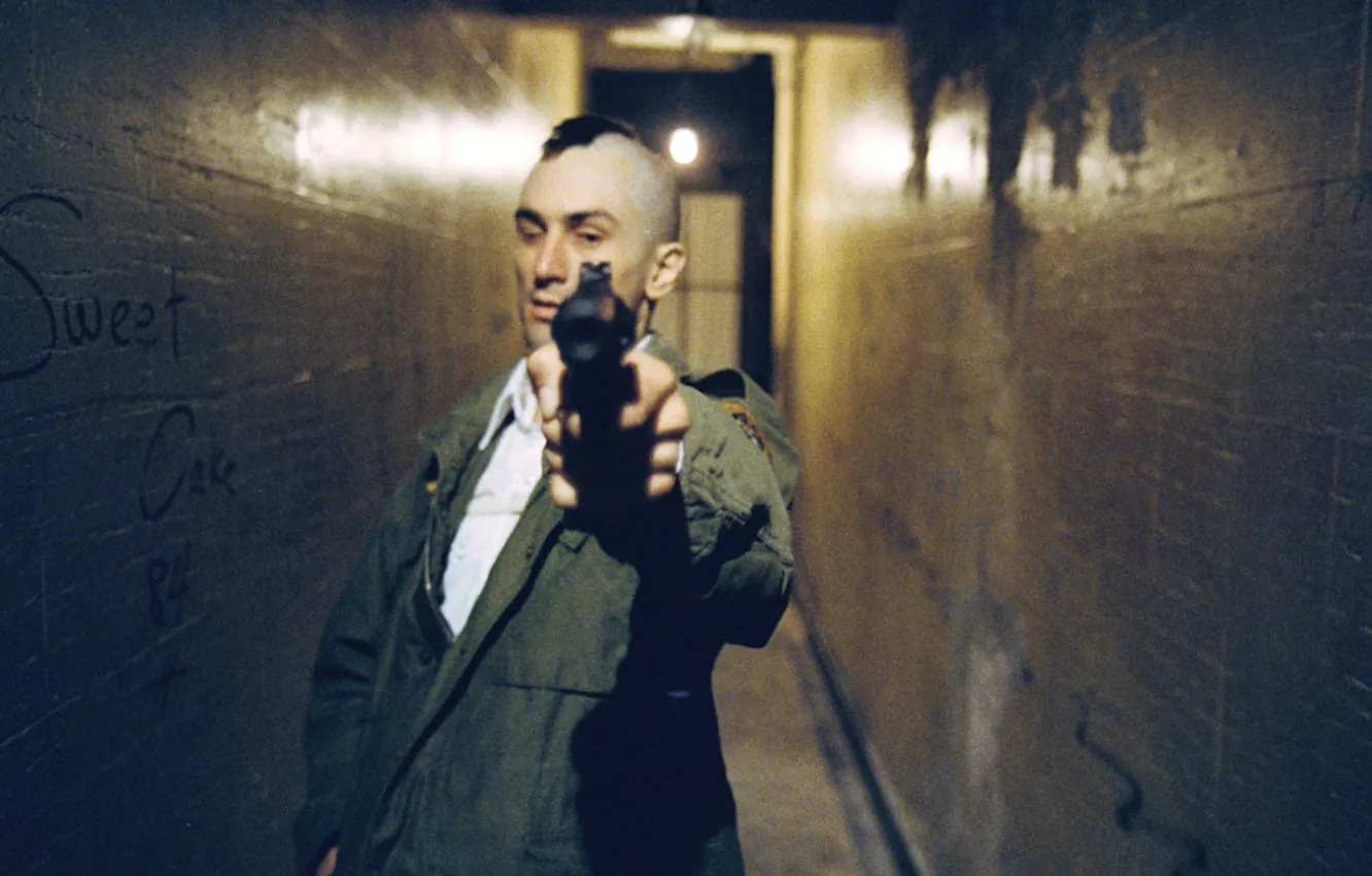 Photo wallpaper revolver, revolver, Robert De Niro, Robert De Niro, The taxi driver, Taxi Driver