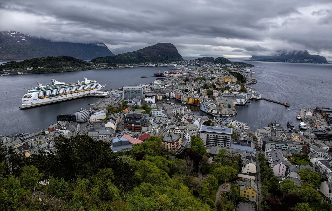 Photo wallpaper building, home, Norway, panorama, liner, Norway, cruise, Alesund