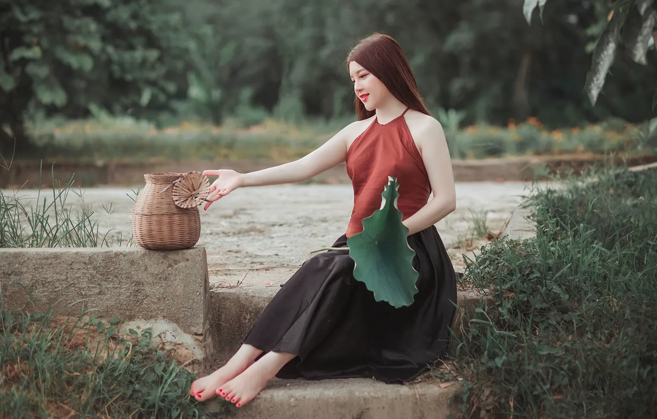 Photo wallpaper grass, girl, nature, smile, feet, leaf, stage, pot