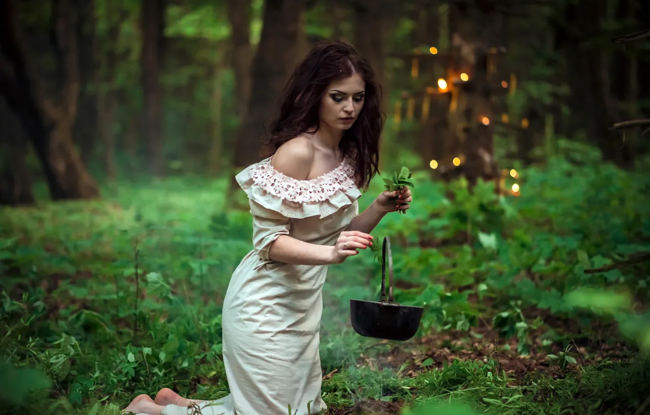 Photo wallpaper greens, grass, leaves, girl, trees, pose, magic, one