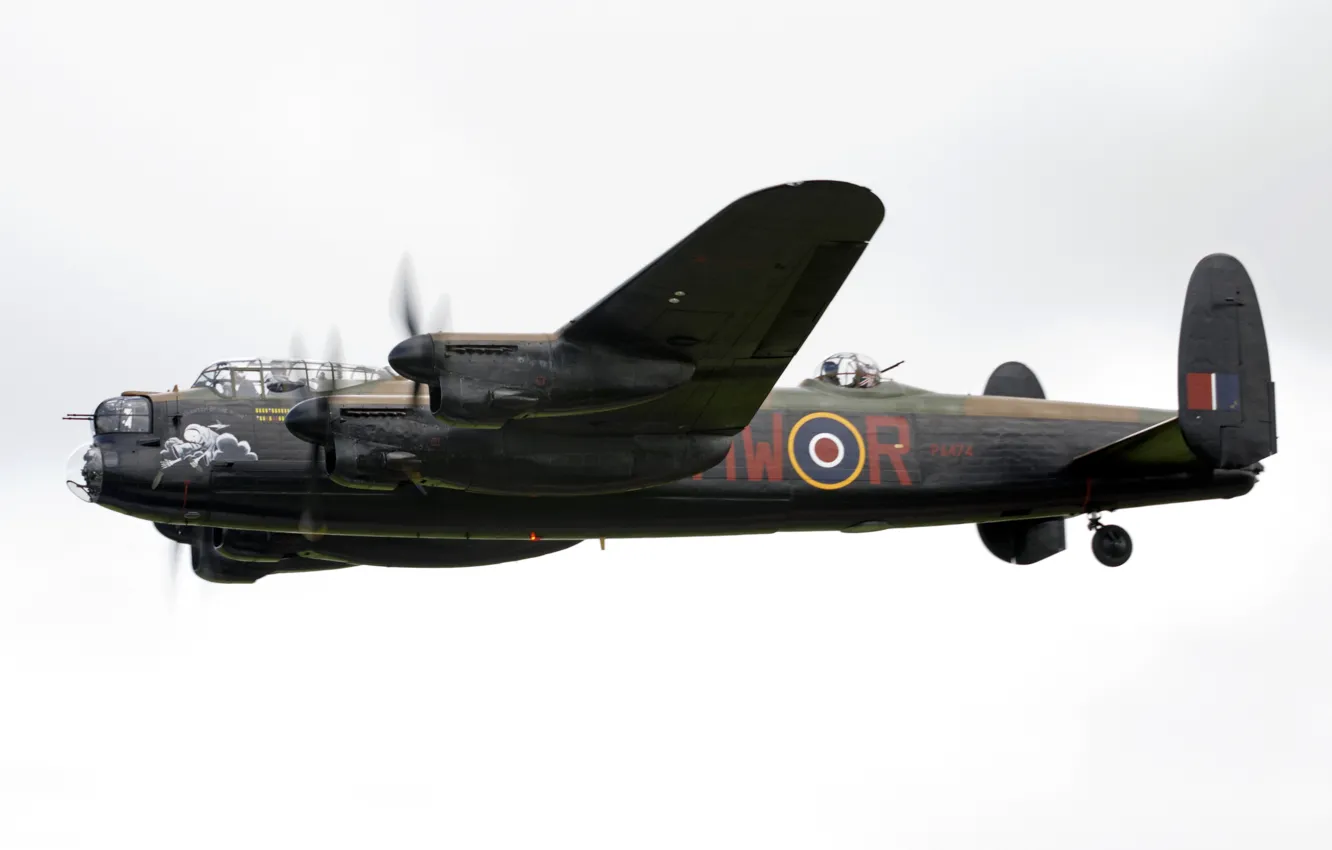 Photo wallpaper bomber, British, four-engine, heavy, Avro Lancaster