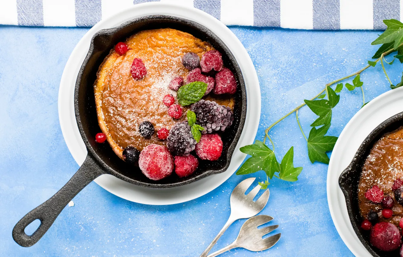 Photo wallpaper berries, cupcake, pan