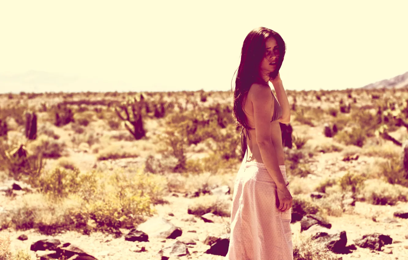 Photo wallpaper girl, search, mood, desert