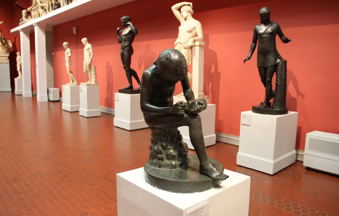 Photo wallpaper Boy, Moscow, Statues, Sculpture, The Pushkin State Museum, The ancient Greek sculptor, Pythagoras of Rhegia, …