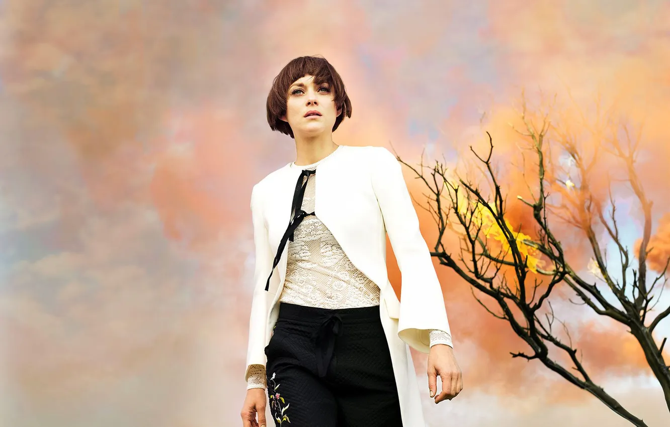 Photo wallpaper branches, lights, fire, model, smoke, actress, hairstyle, photographer