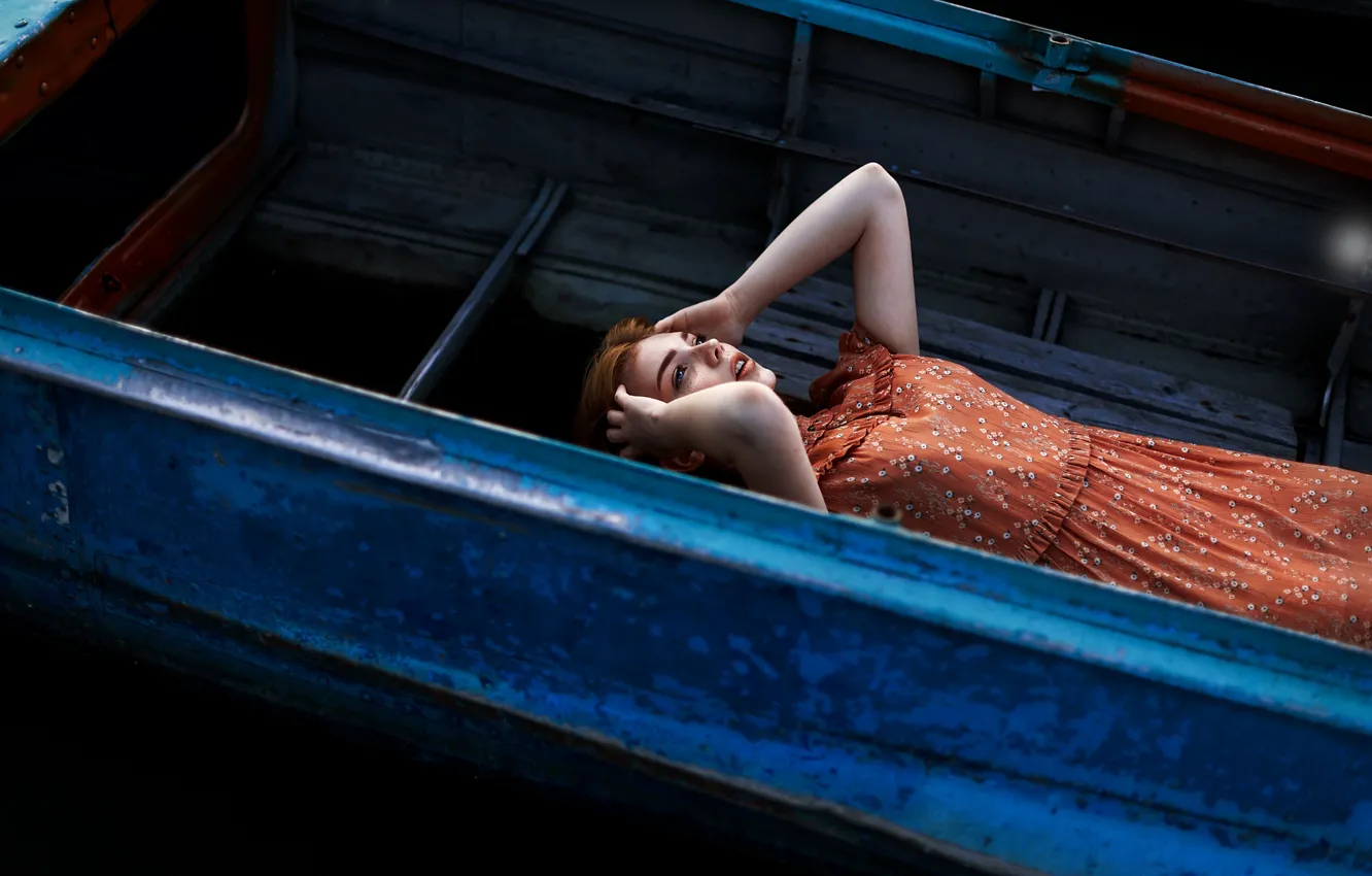 Photo wallpaper freckles, sponge, redhead, the girl on the boat, Juliana Naidenova