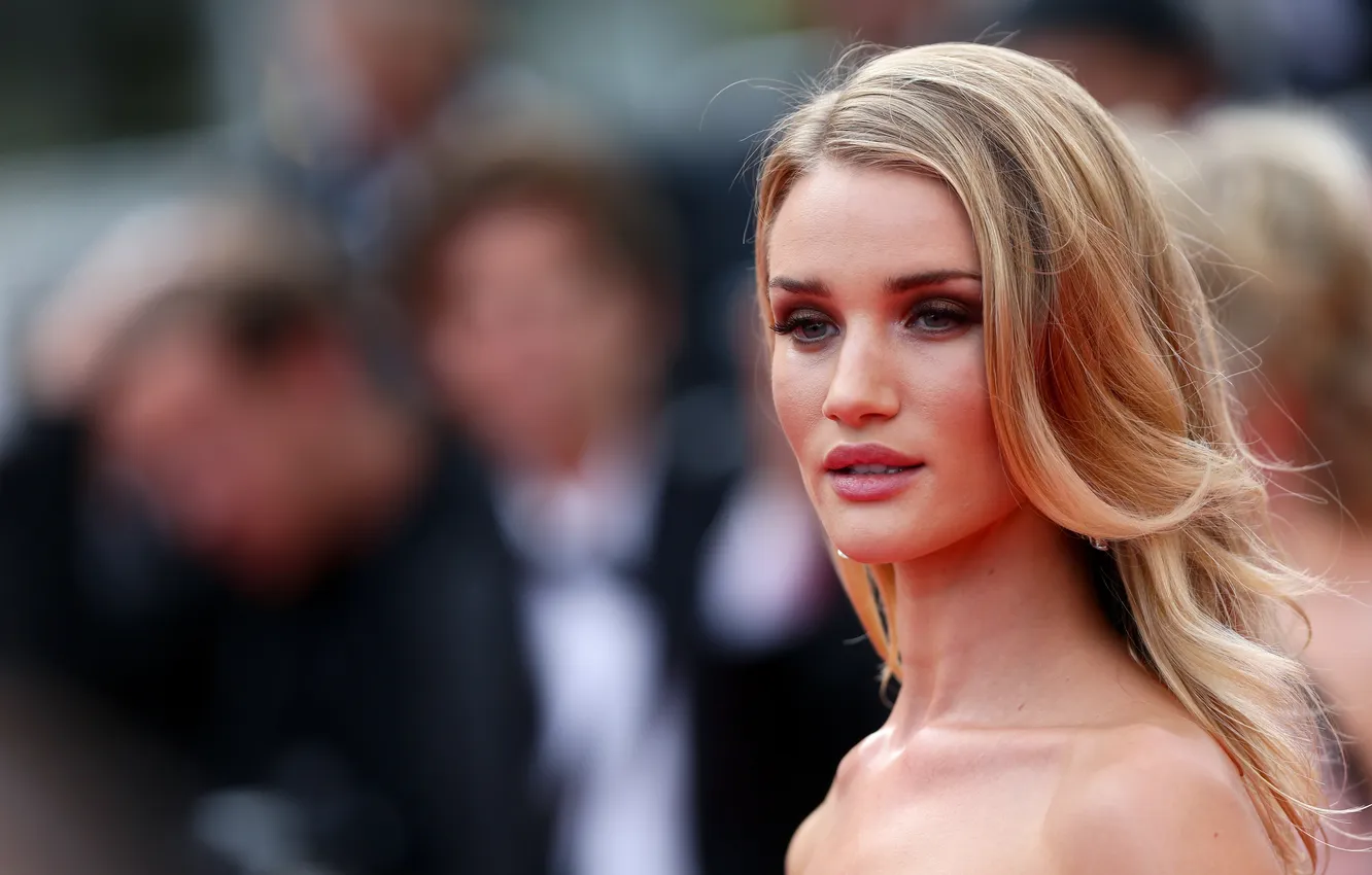 Photo wallpaper eyes, look, girl, model, hair, girl, sexy, model