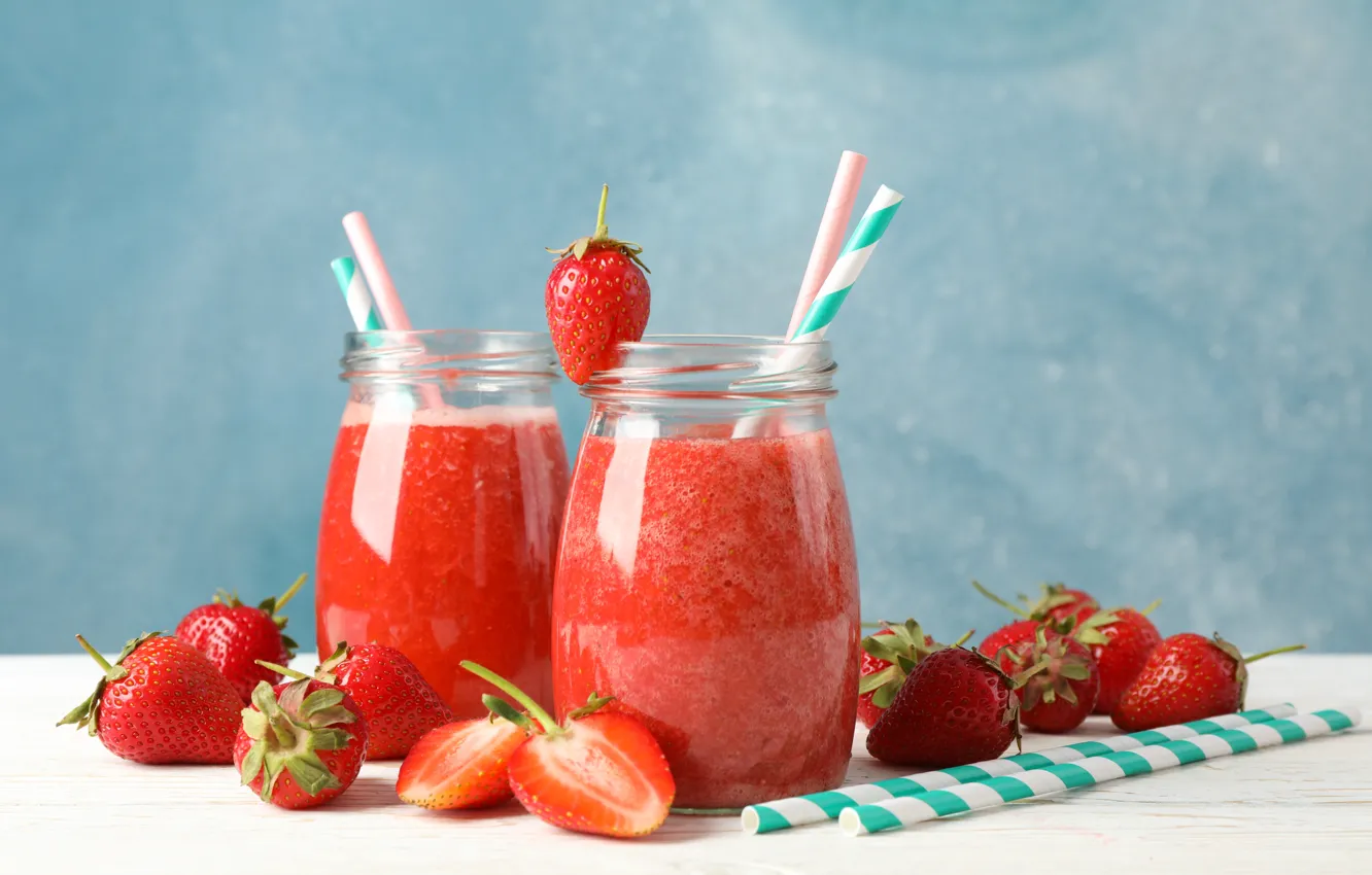 Photo wallpaper berries, strawberry, jars, drinks, smoothies, Atlascompany