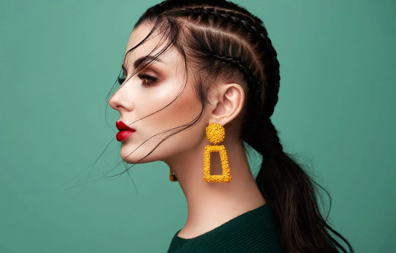 Photo wallpaper face, background, model, portrait, makeup, brunette, hairstyle, profile