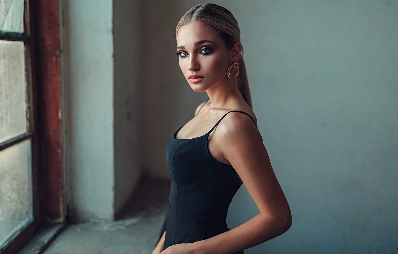 Photo wallpaper look, girl, face, pose, portrait, makeup, window, Gregory Levin