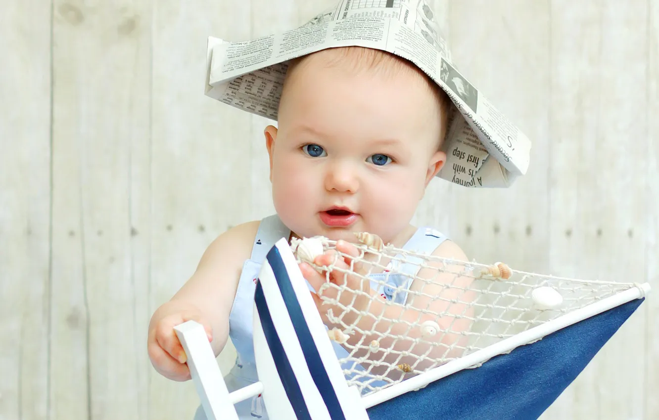 Photo wallpaper children, hat, baby, newspaper, boat, cap, blue-eyed