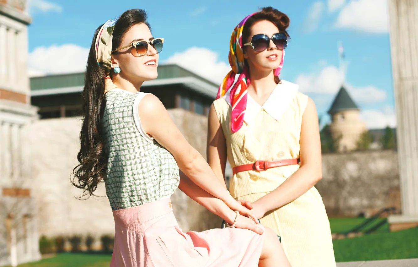 Photo wallpaper girl, smile, retro