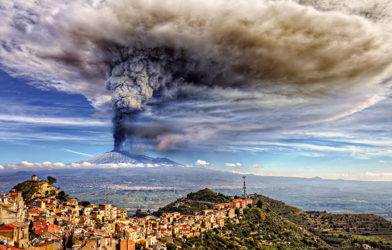 Photo wallpaper the sky, the city, ash, the volcano
