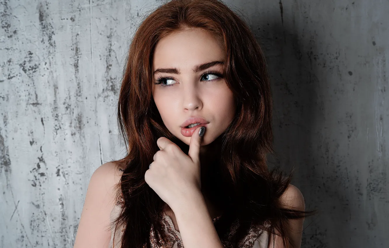 Photo wallpaper girl, face, background, hair, hand, portrait, Daria Klepikova