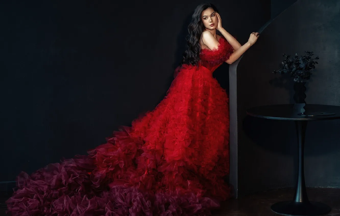 Photo wallpaper dress, brunette, vase