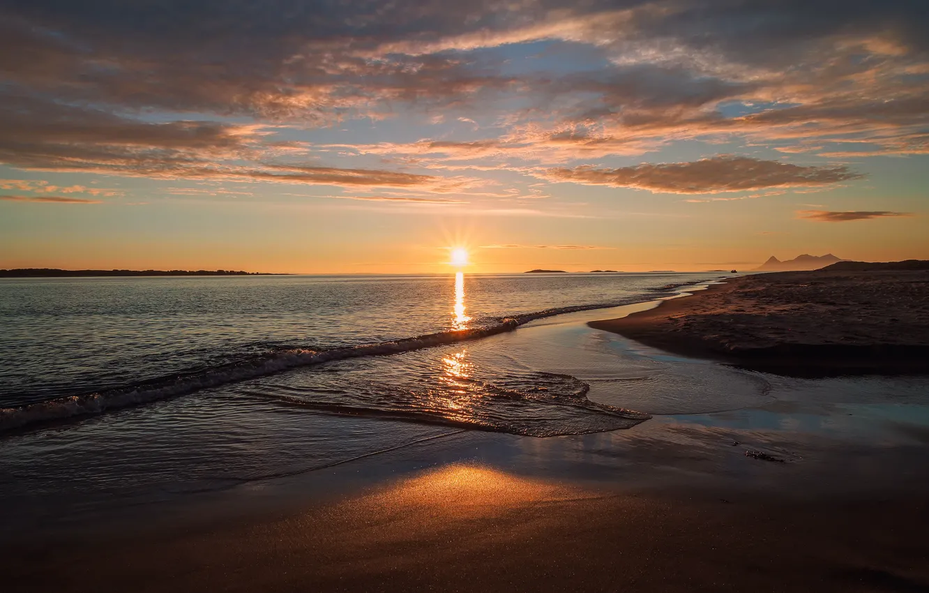 Photo wallpaper sand, sea, wave, beach, the sky, the sun, clouds, rays