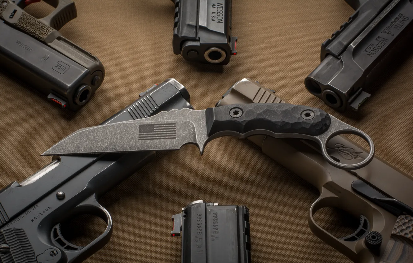 Photo wallpaper gun, weapons, background, knife