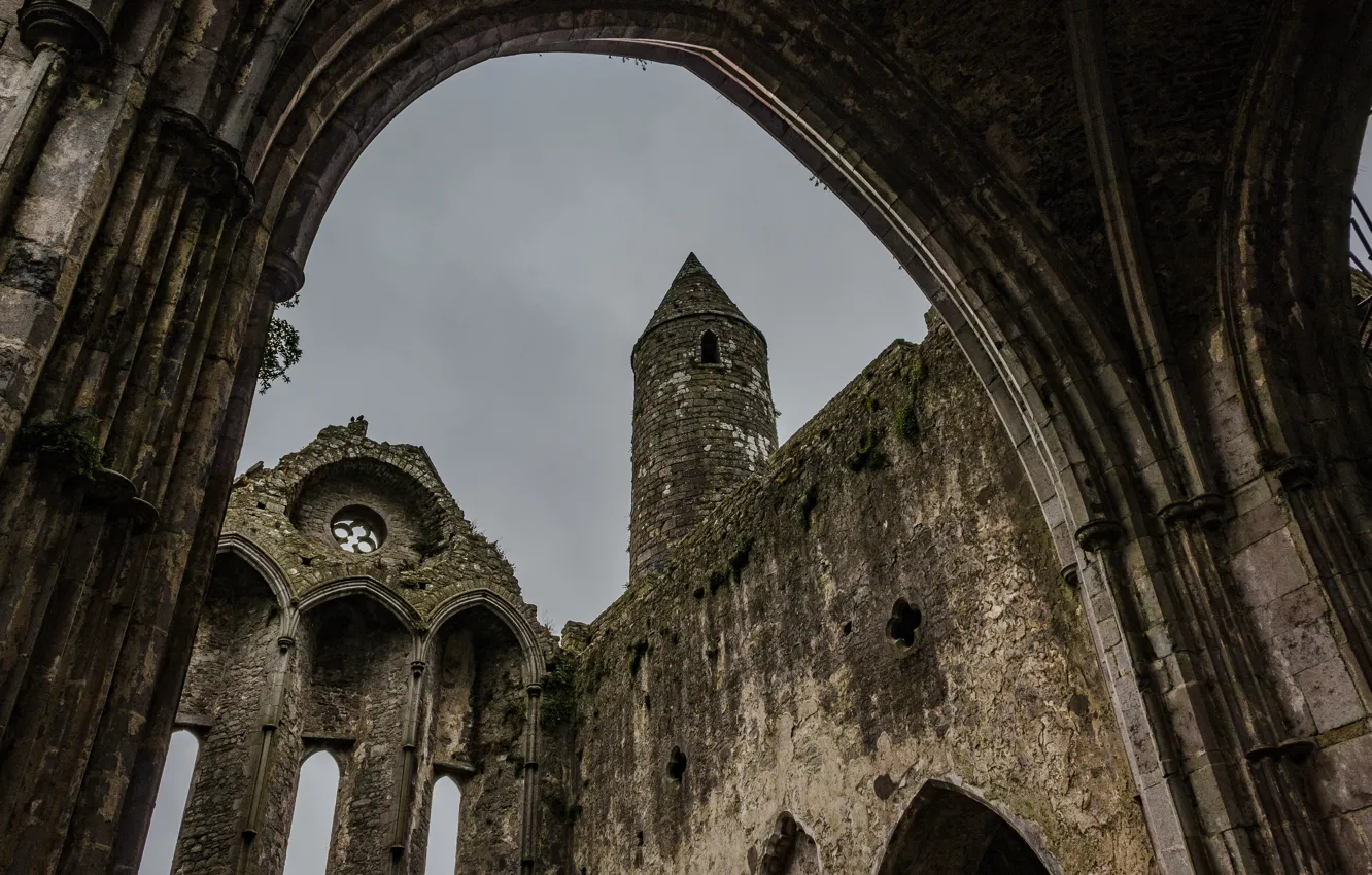 Photo wallpaper the sky, castle, ruins, Ireland, Rock of Cashel, medieval architecture, Cashel Rock
