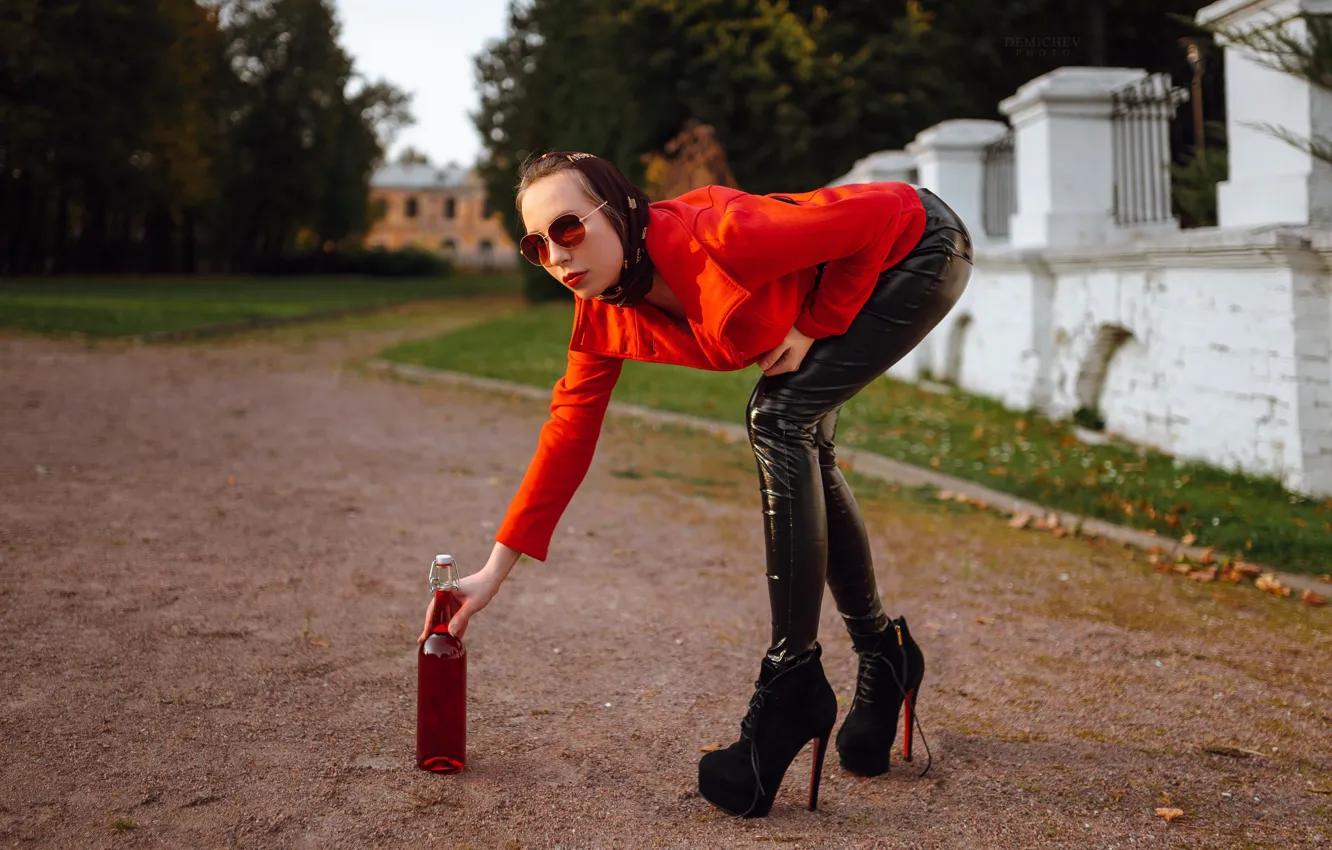Photo wallpaper girl, pose, bottle, glasses, heels, shawl, ankle boots, Pyotr Demichev
