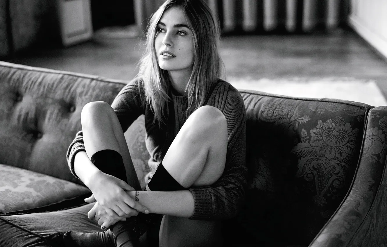 Photo wallpaper girl, sofa, Nadja Bender