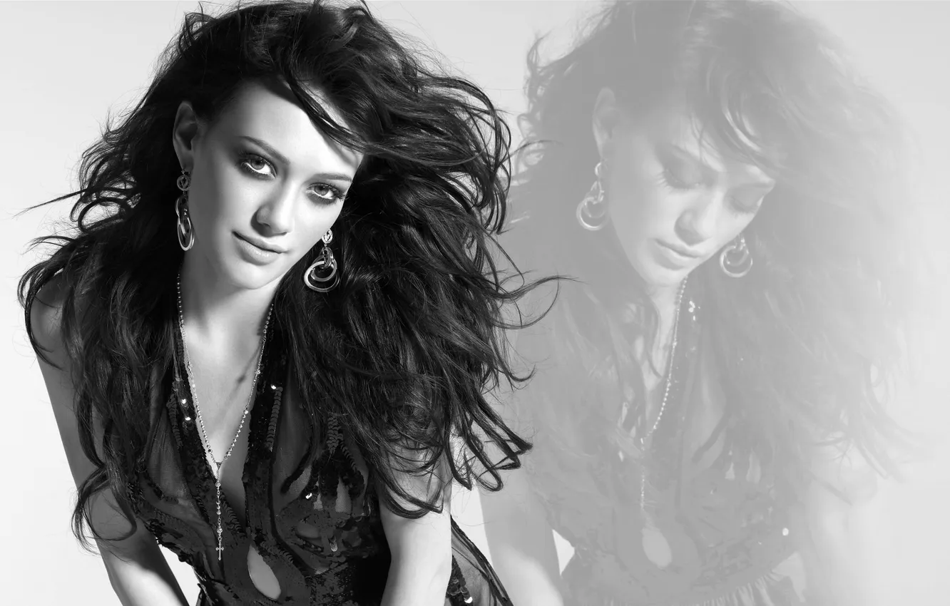 Photo wallpaper girl, hair, earrings, dress, black and white, chain, Hilary Duff