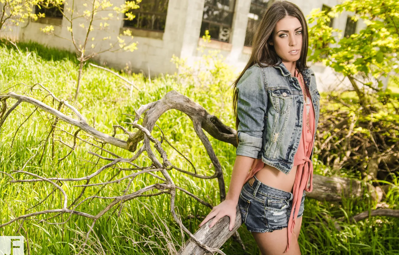 Photo wallpaper look, girl, brunette, shorts, denim jacket, Courtney D