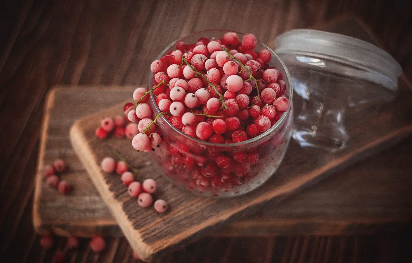 Photo wallpaper glass, red, berries, Board, Bank, cover, currants, frozen