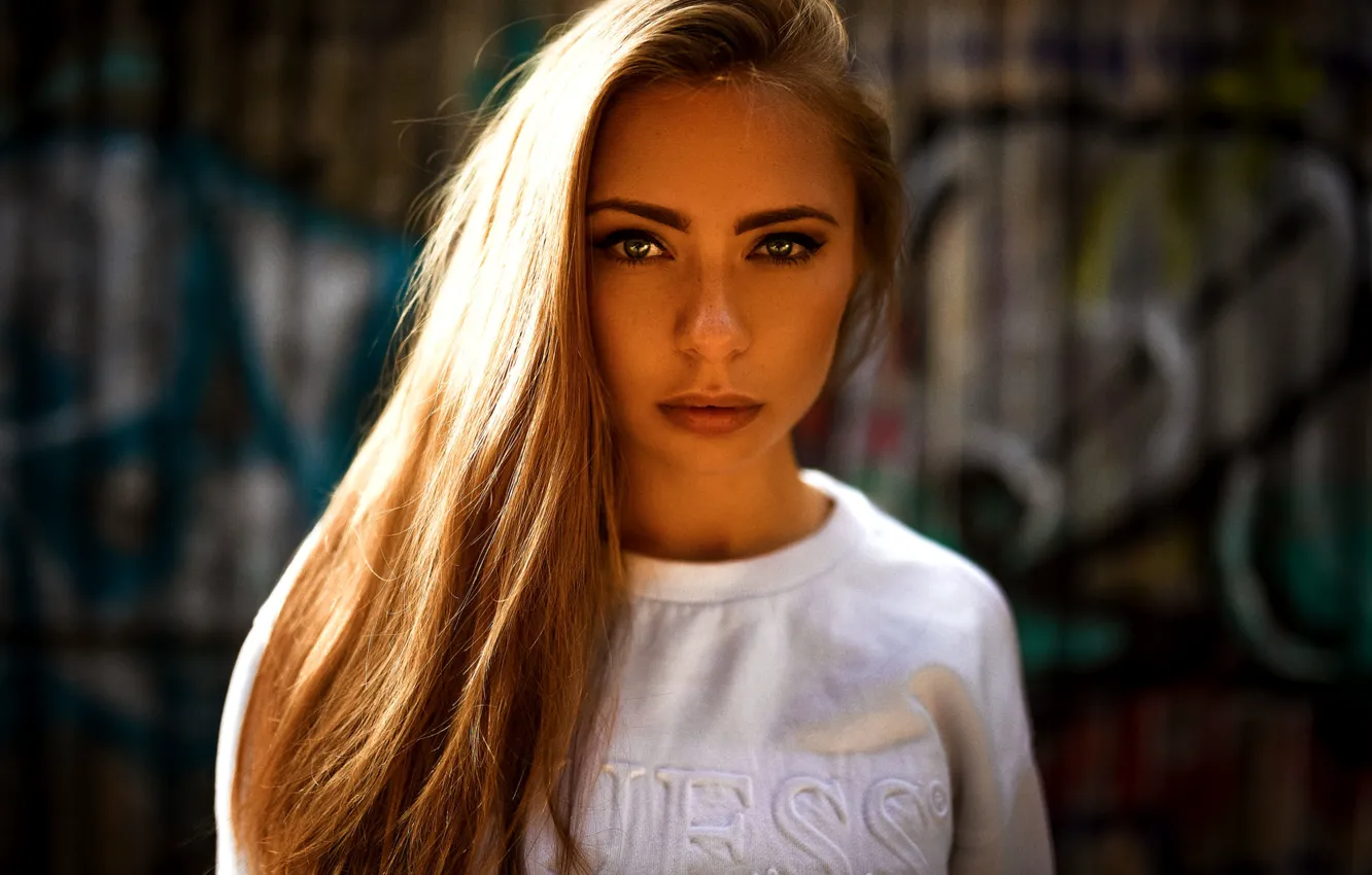 Photo wallpaper freckles, sponge, the beauty, Lisa, Miro Hofmann