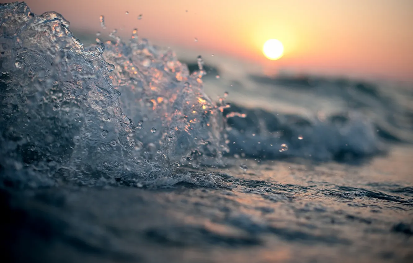 Photo wallpaper sea, water, the sun, drops, macro, sunset, wave