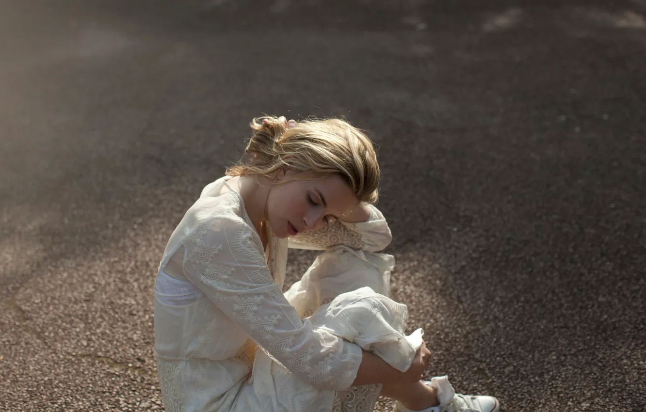 Photo wallpaper asphalt, girl, pose, dress, Brit Marling