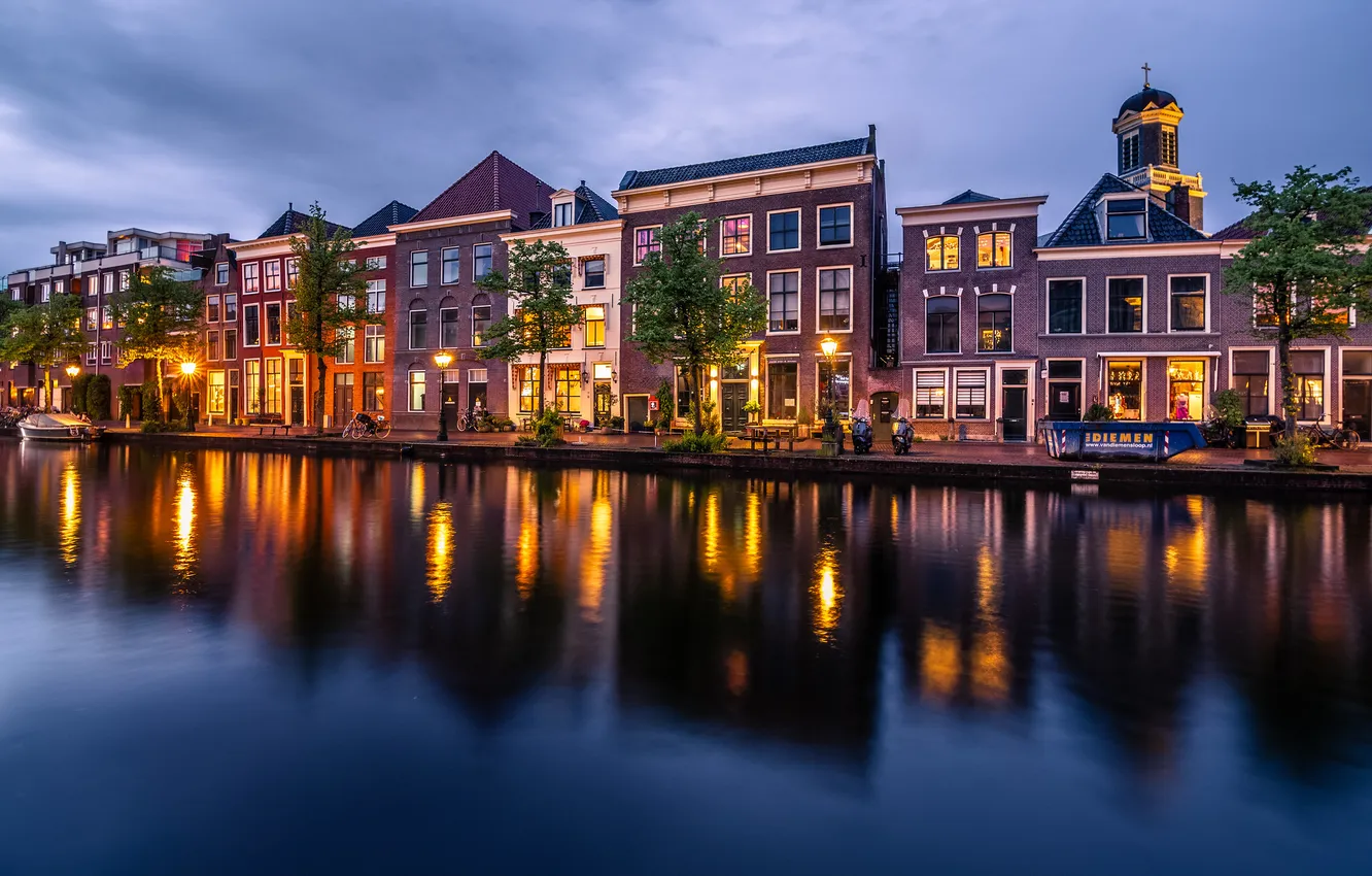 Photo wallpaper river, building, home, Netherlands, night city, promenade, Netherlands, Leiden