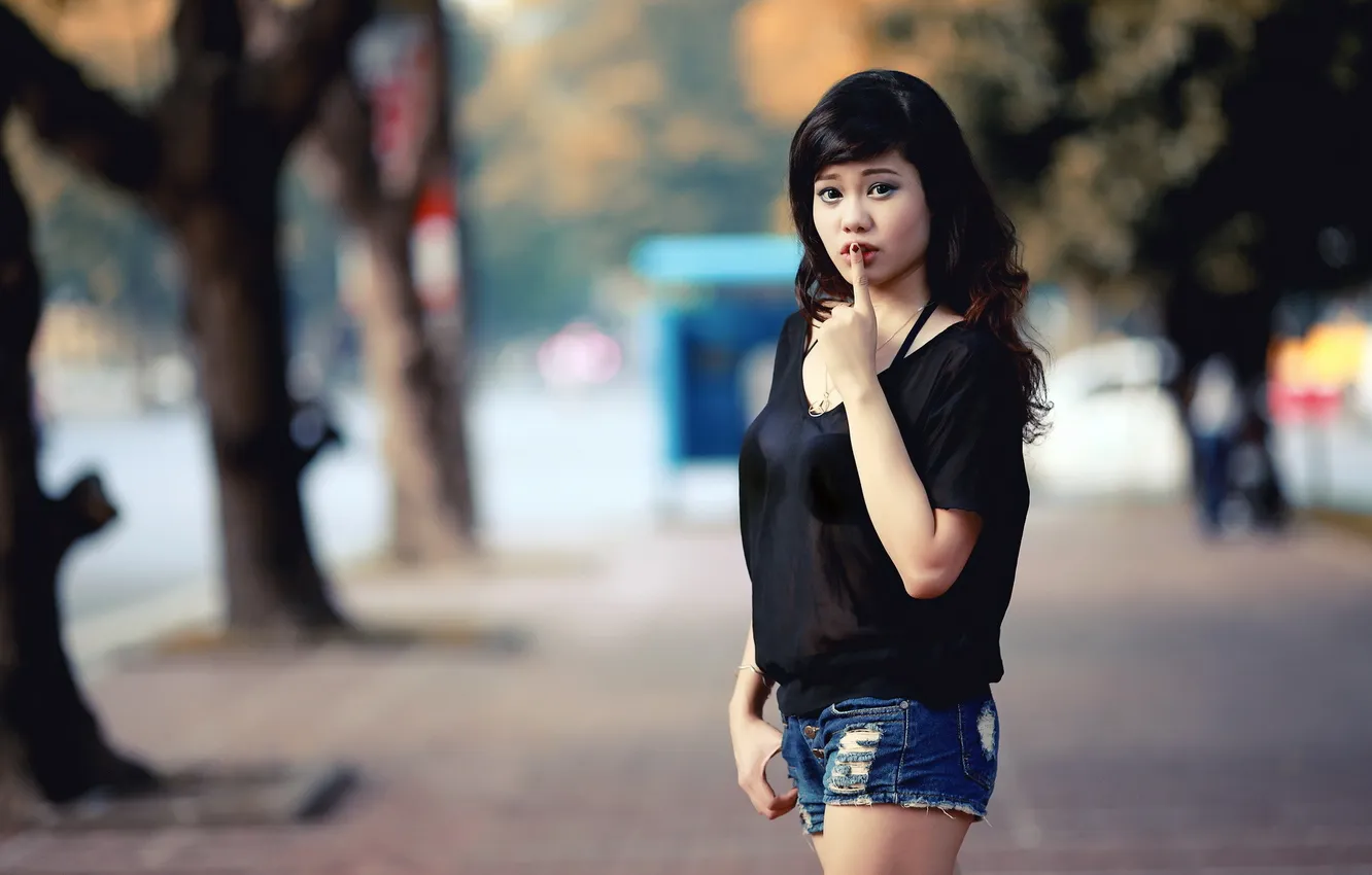 Photo wallpaper girl, the city, street