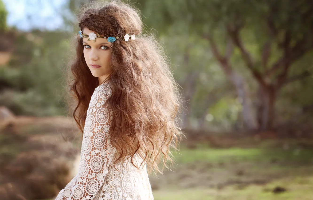 Photo wallpaper look, hair, girl, Chloe East