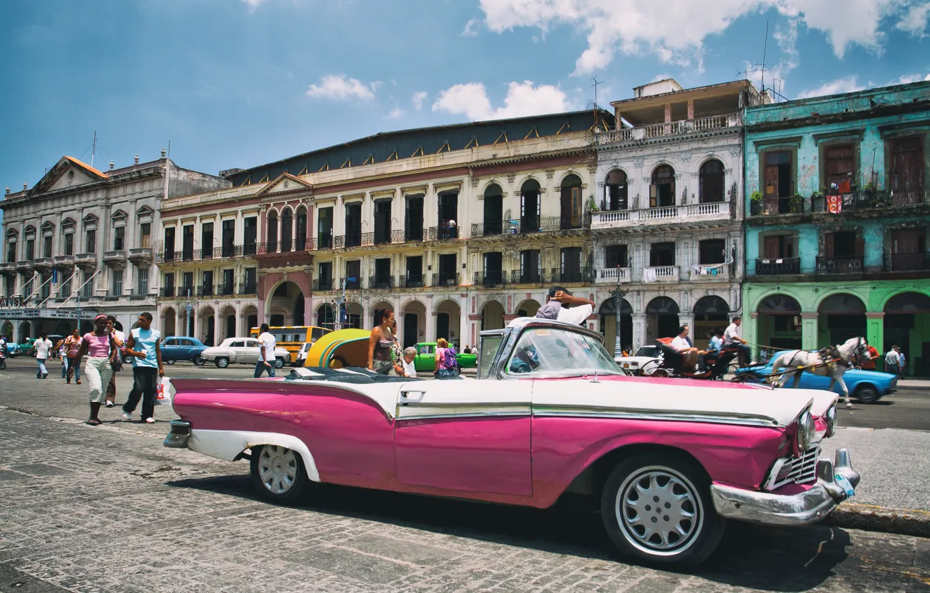 Photo wallpaper Cadillac, Pink, Cuba, Havana