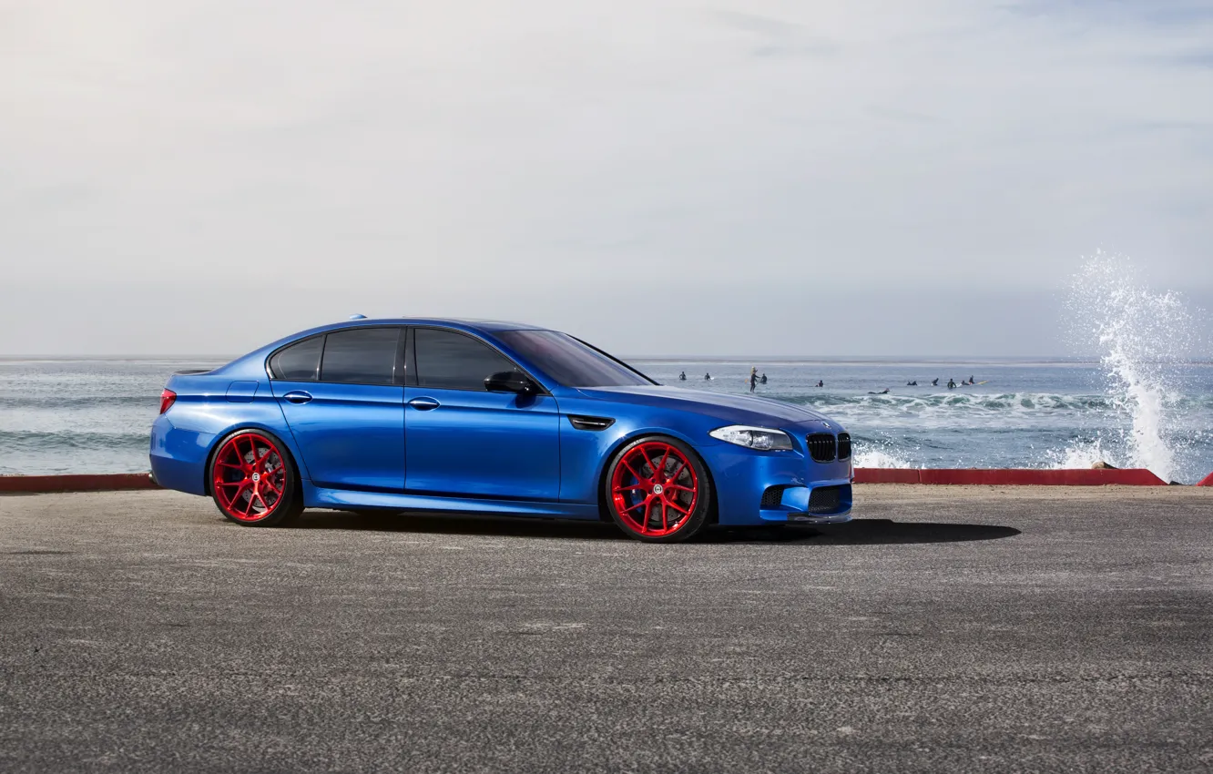 Photo wallpaper sea, blue, BMW, BMW, red, red, wheels, drives