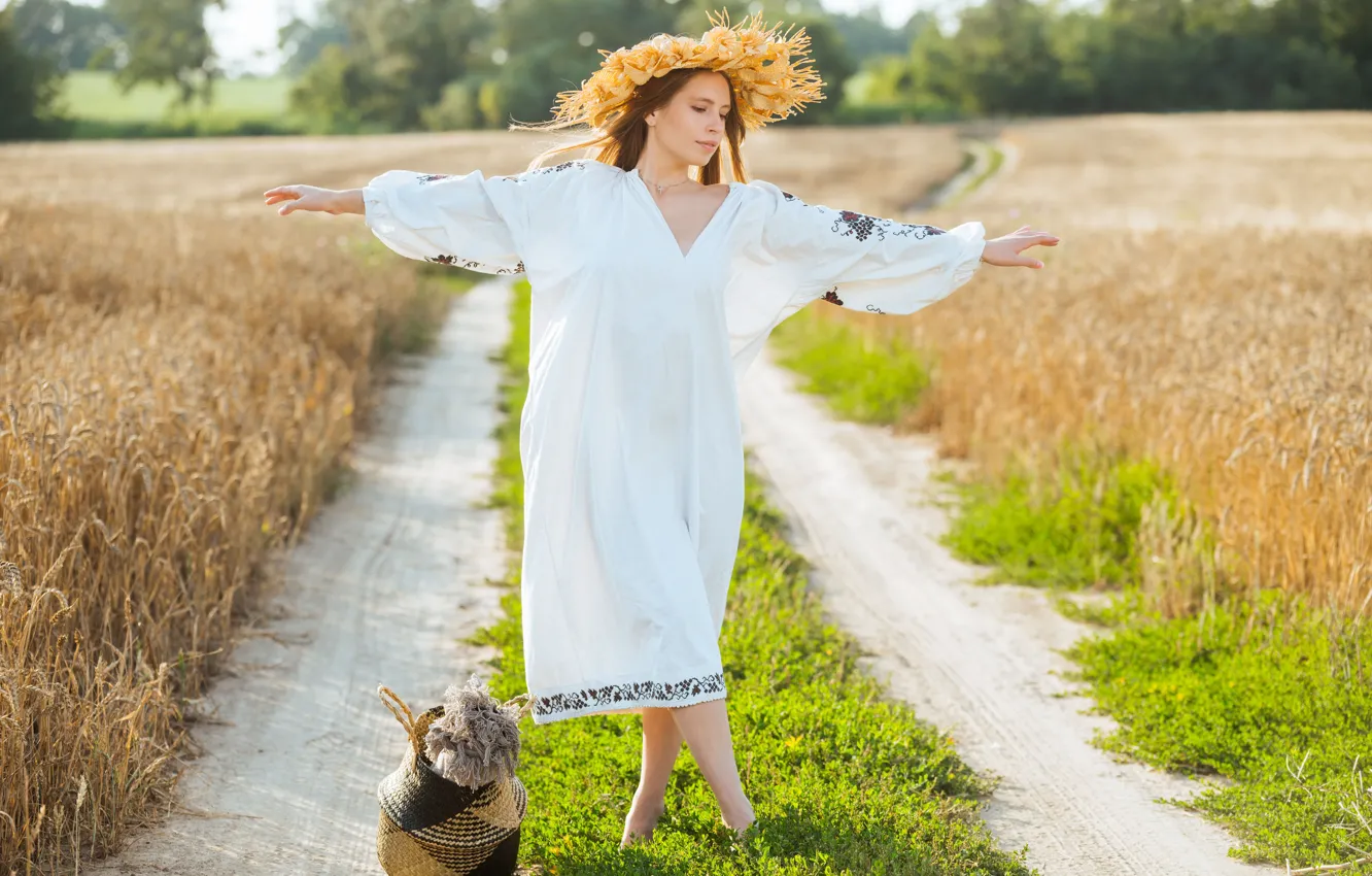 Photo wallpaper hot girl, field, nature, model, brunette, sexy woman, countryside, maiden