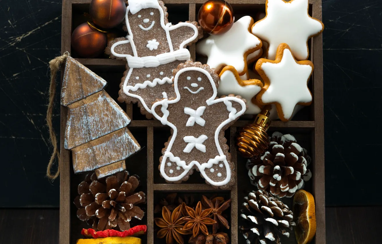 Photo wallpaper box, men, cookies, bumps, spices, gingerbread