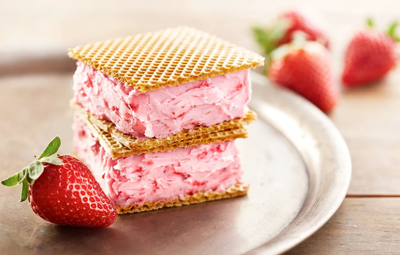 Photo wallpaper strawberry, ice cream, wafer