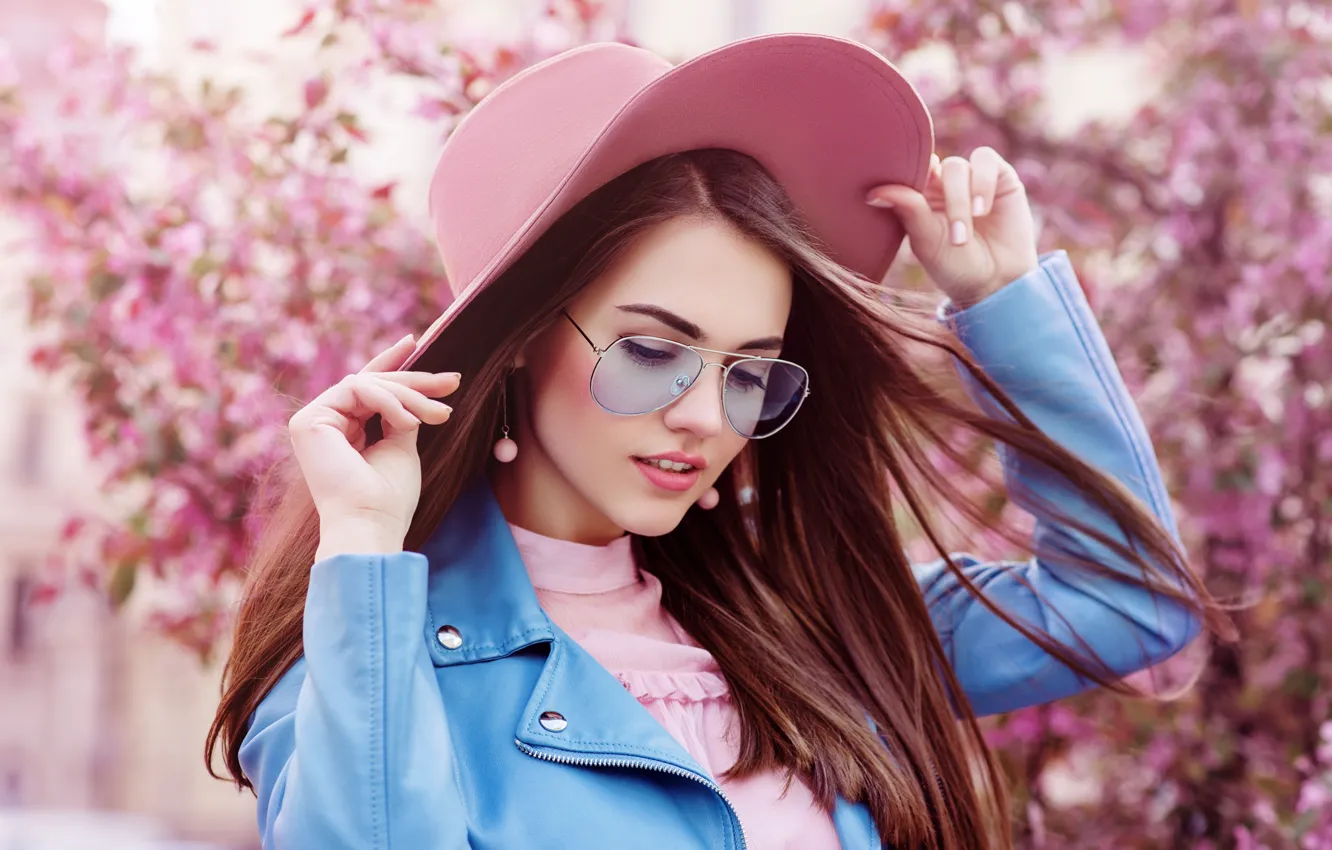 Photo wallpaper hat, model, pretty