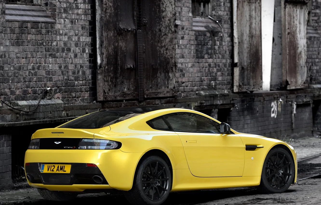 Photo wallpaper machine, Aston Martin, Aston Martin, supercar, V12 Vantage S