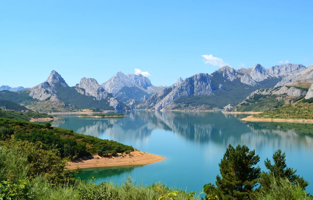 Photo wallpaper the sky, mountains, river, panorama, Spain, Cistierna