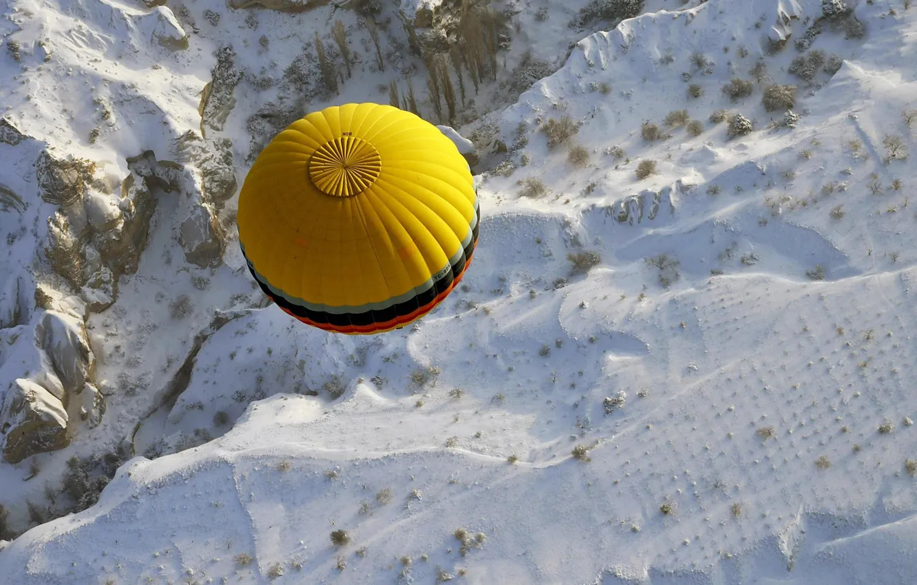 Photo wallpaper snow, ball, air