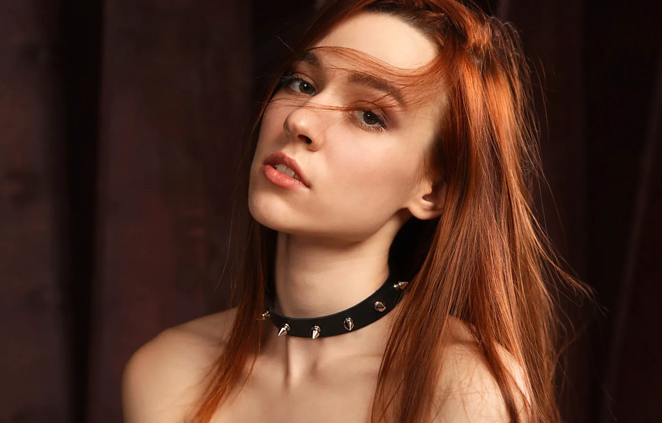 Photo wallpaper look, background, model, portrait, makeup, spikes, hairstyle, collar