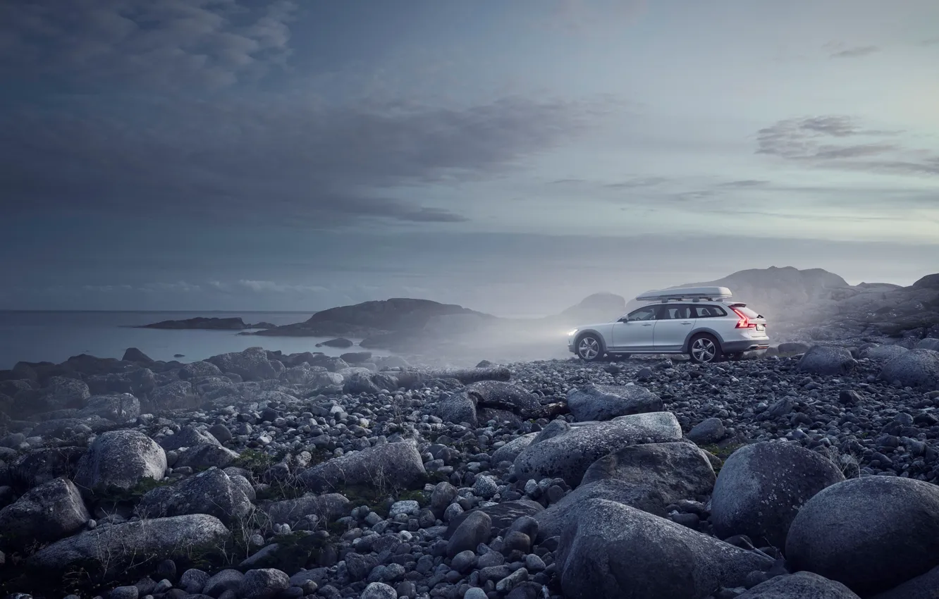 Photo wallpaper fog, stones, coast, Cross Country, Volvo V90