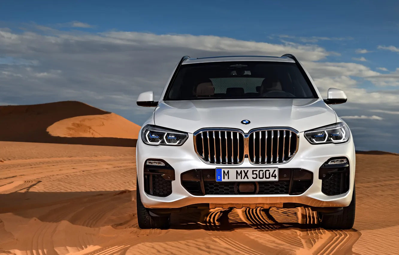 Photo wallpaper BMW, front view, 2018, Sport, crossover, X5 M, XDrive30d